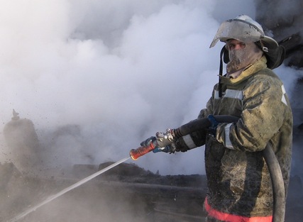 Добровольцы ДПК Самарской области тушат пожар в с. Городцовка